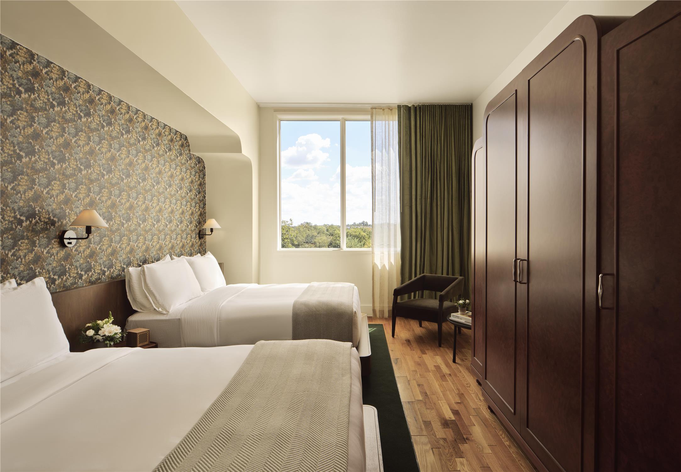 The Inn at Green Pastures photo 2