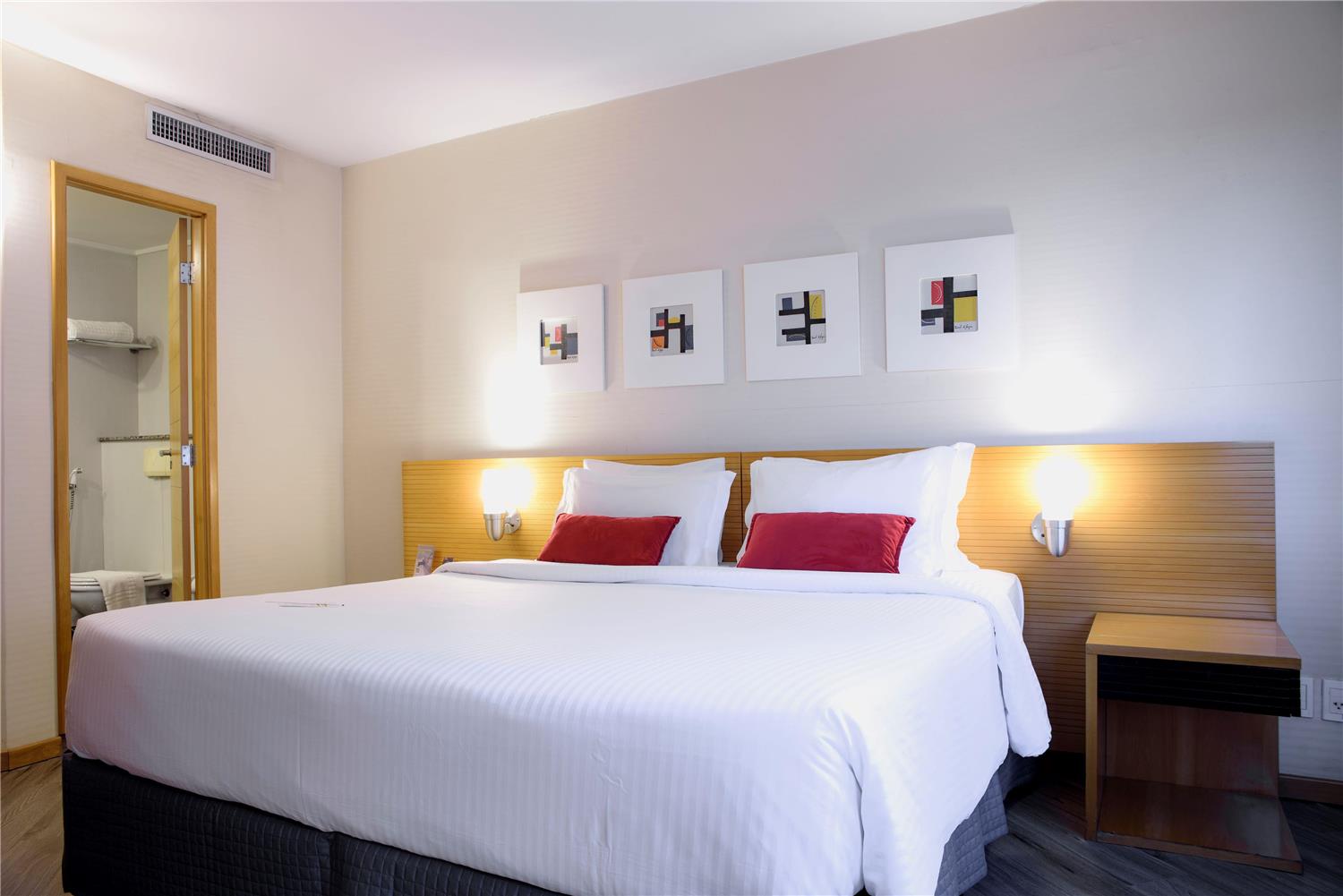 Golden Tulip photo 5