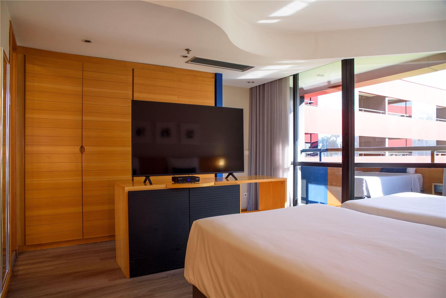 Golden Tulip photo 7