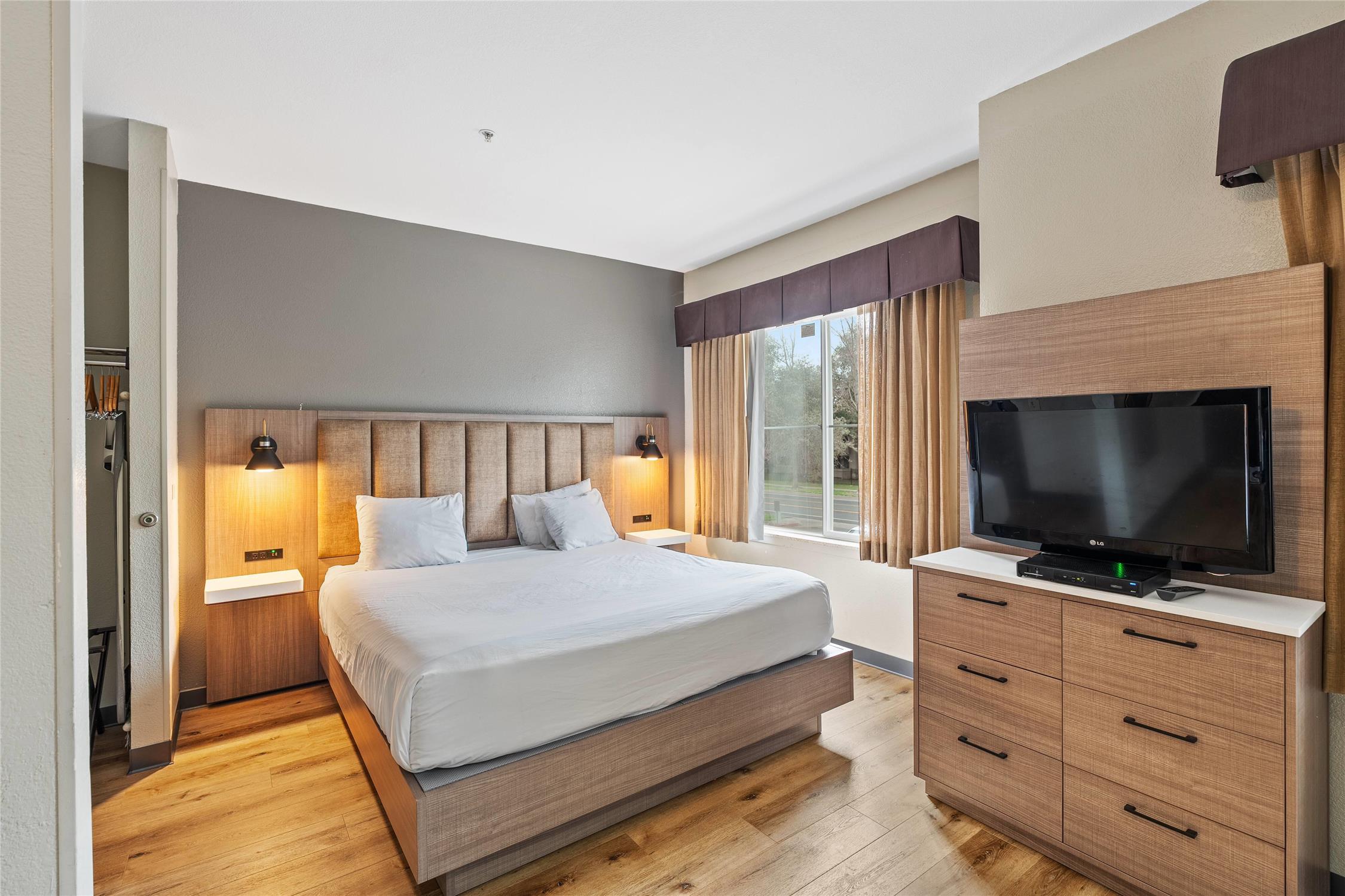 Hawthorn Suites by Wyndham Rancho Cordova/Folsom