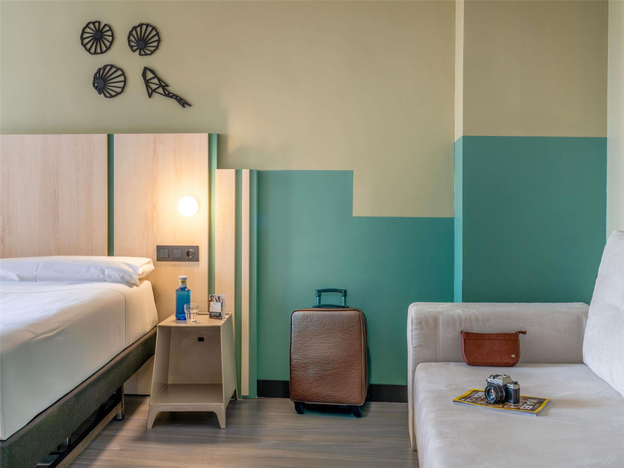 ibis Styles Zaragoza Centro photo 8