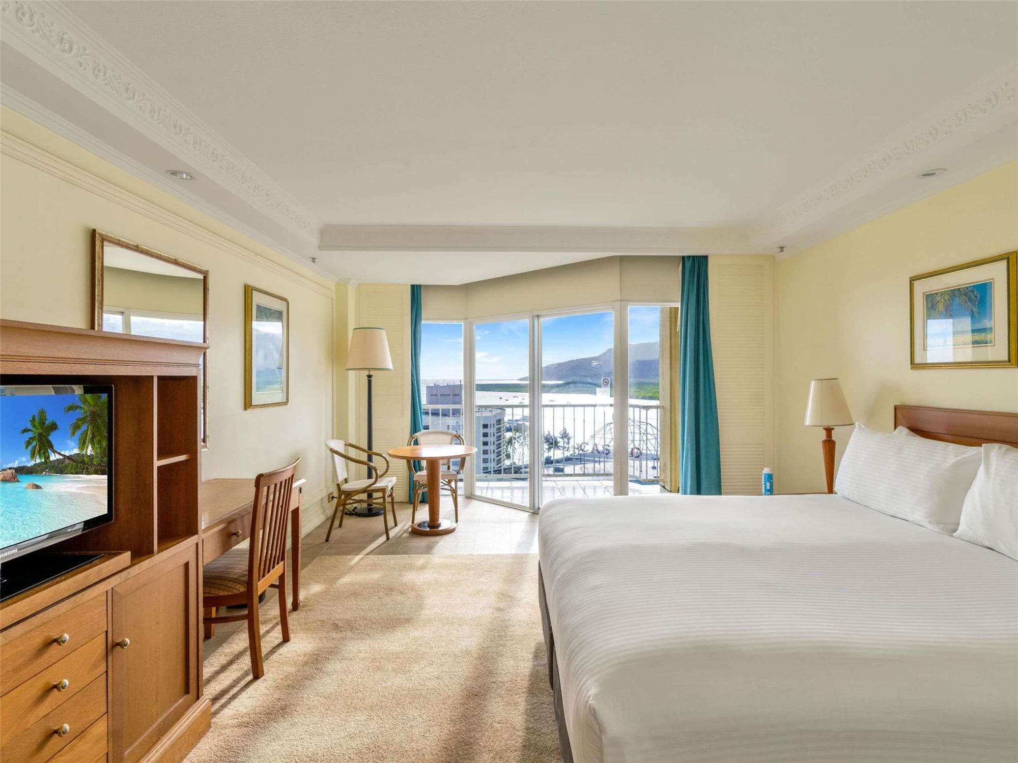 Pullman Cairns International photo 4