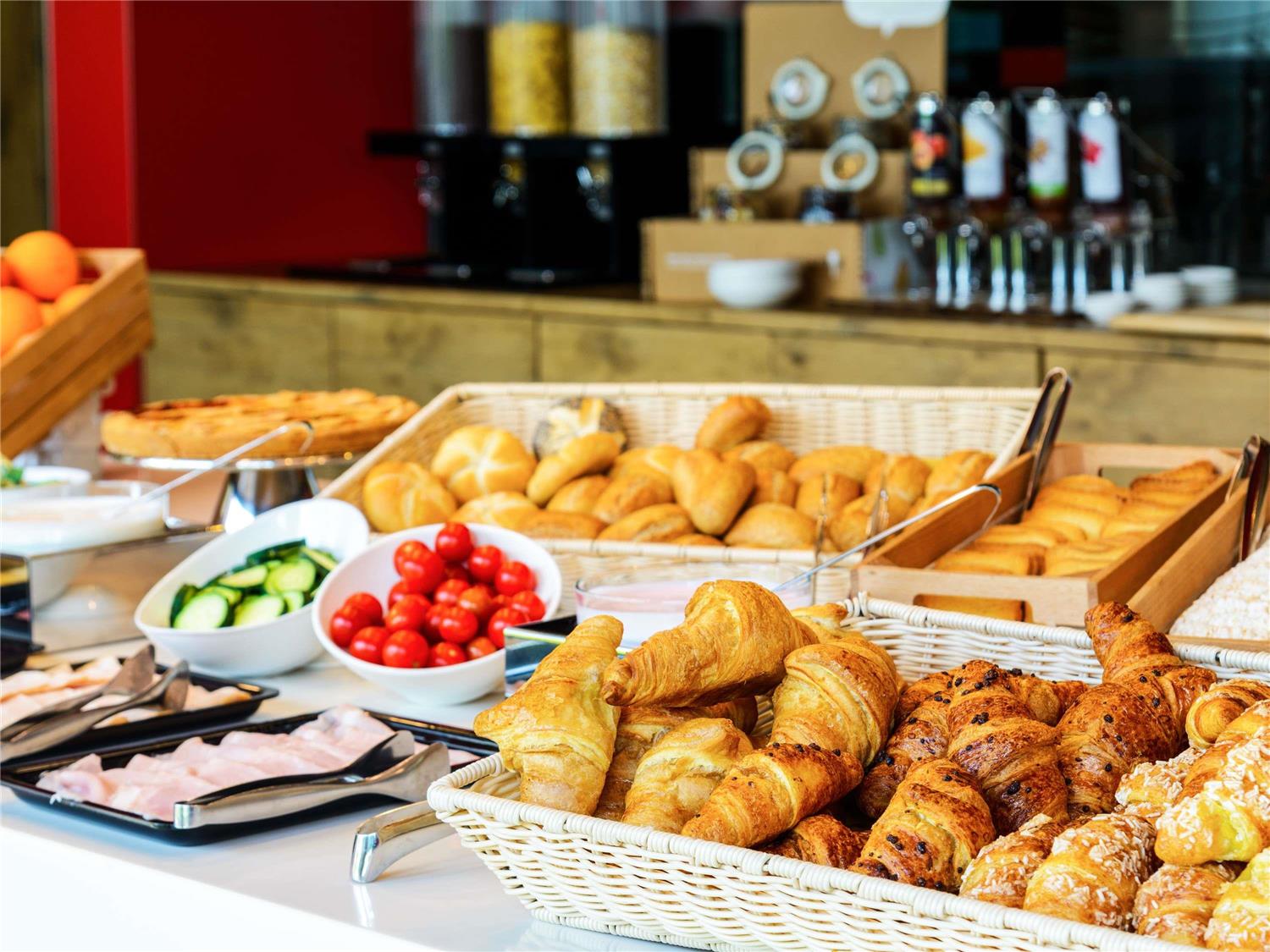 Hotel ibis Milano Fiera photo 3