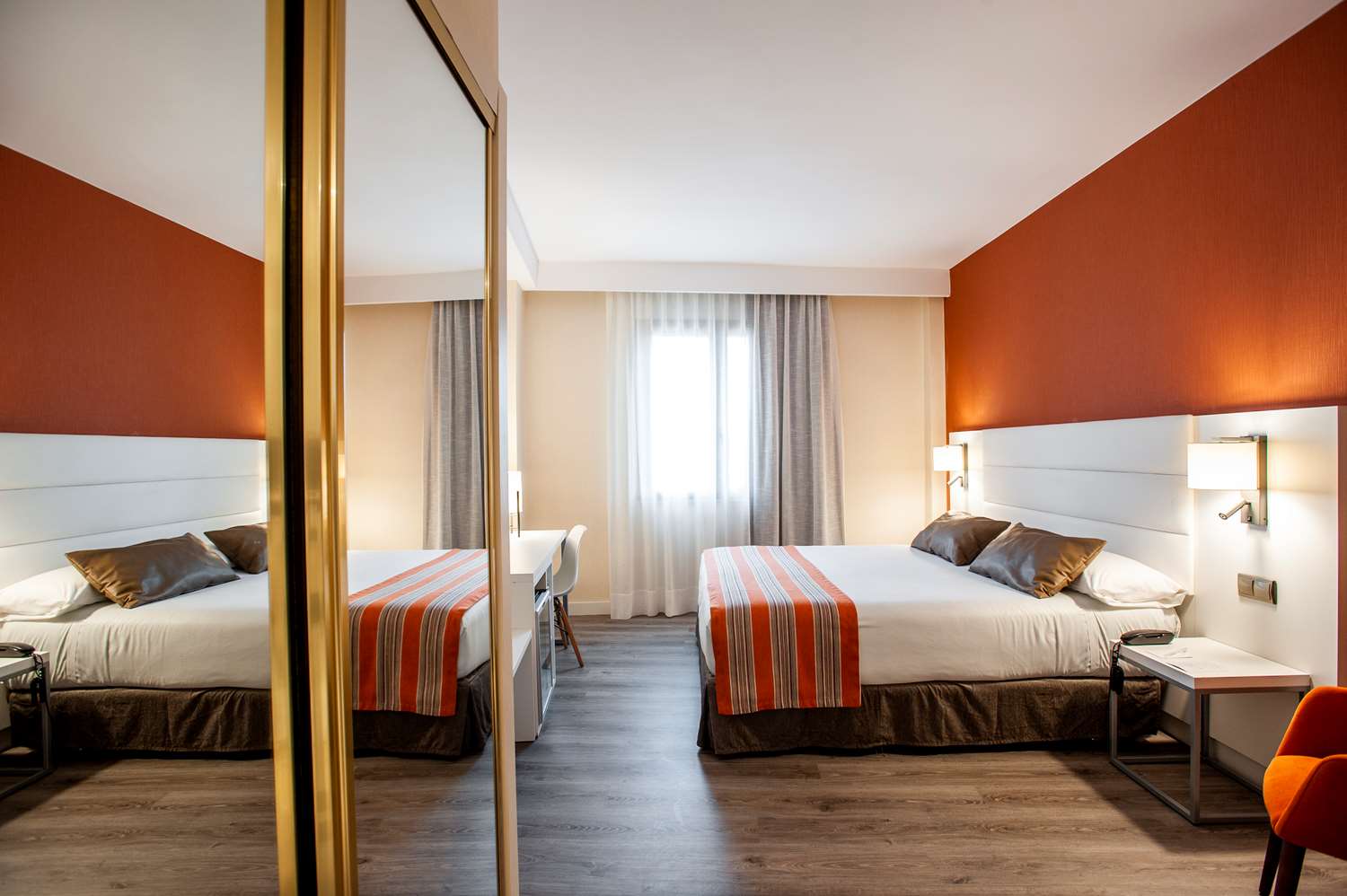 Hotel Catalonia Conde De Floridablanca by null