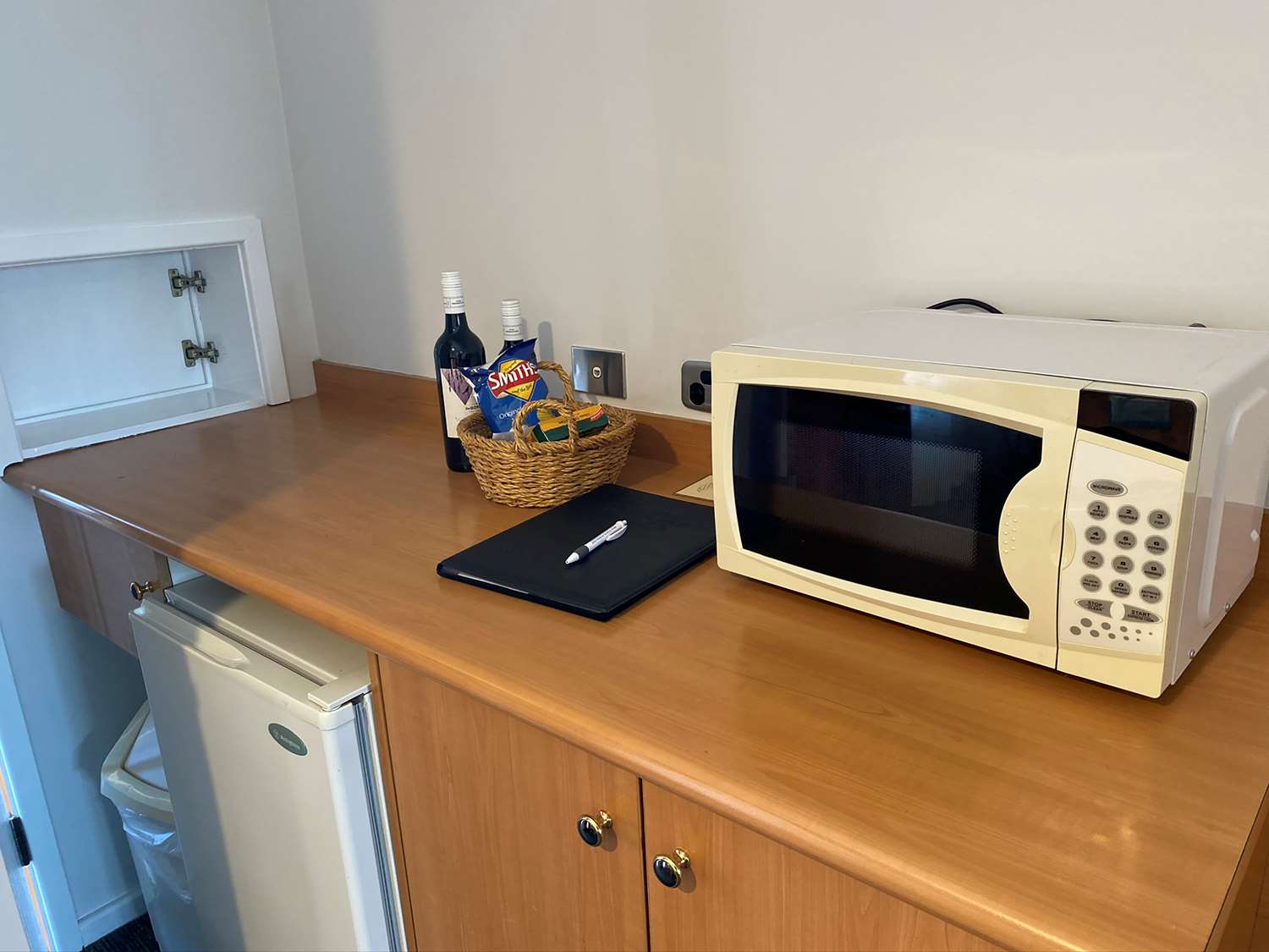 Best Western Plus All Settlers Motor Inn photo 7
