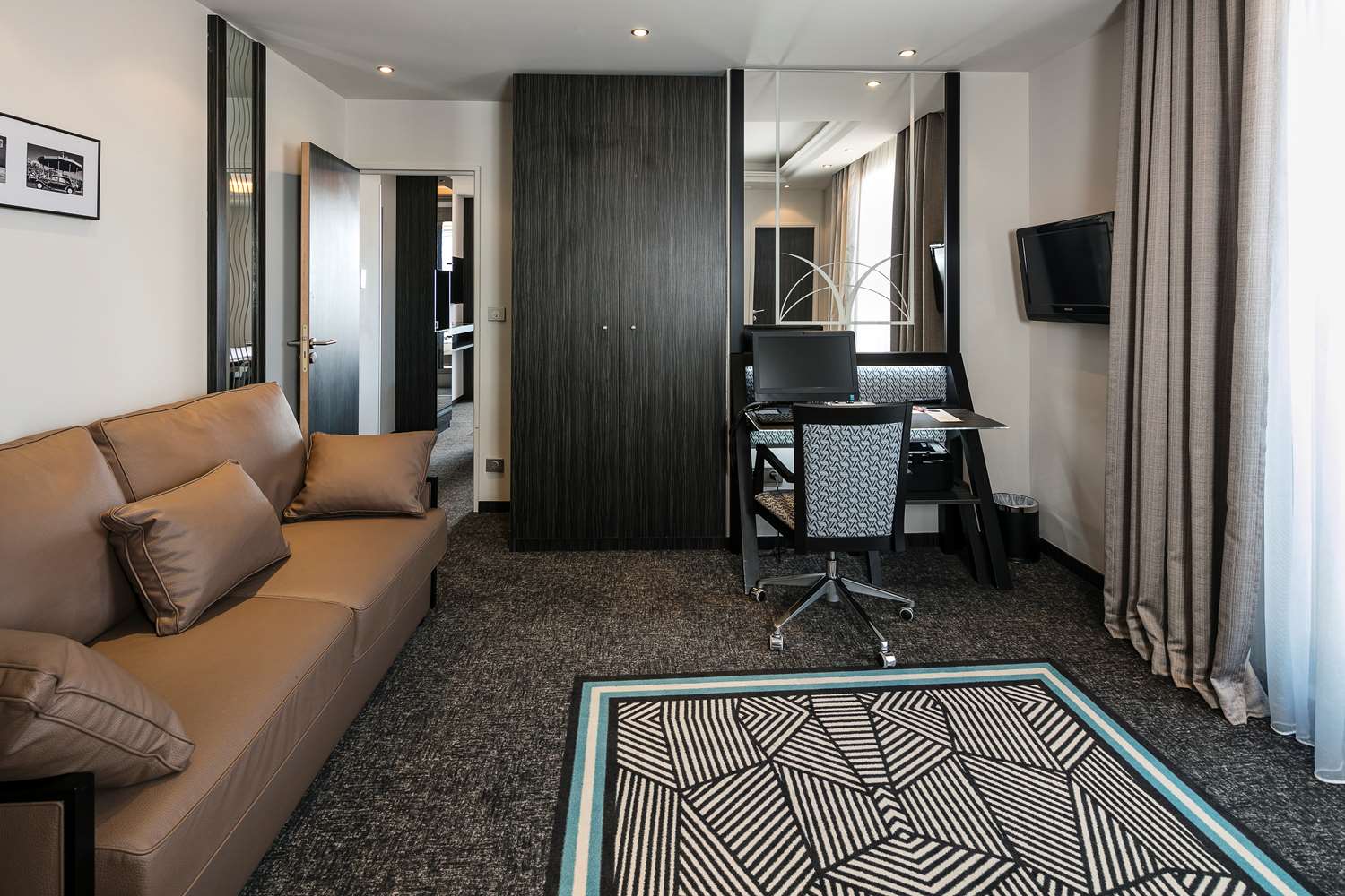 BW Premier Collection Mondial by null