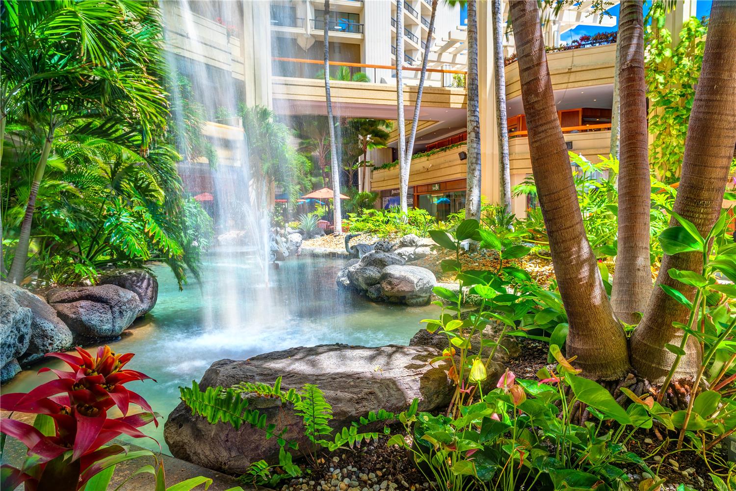 Hyatt Regency Waikiki Beach Resort and Spa by null