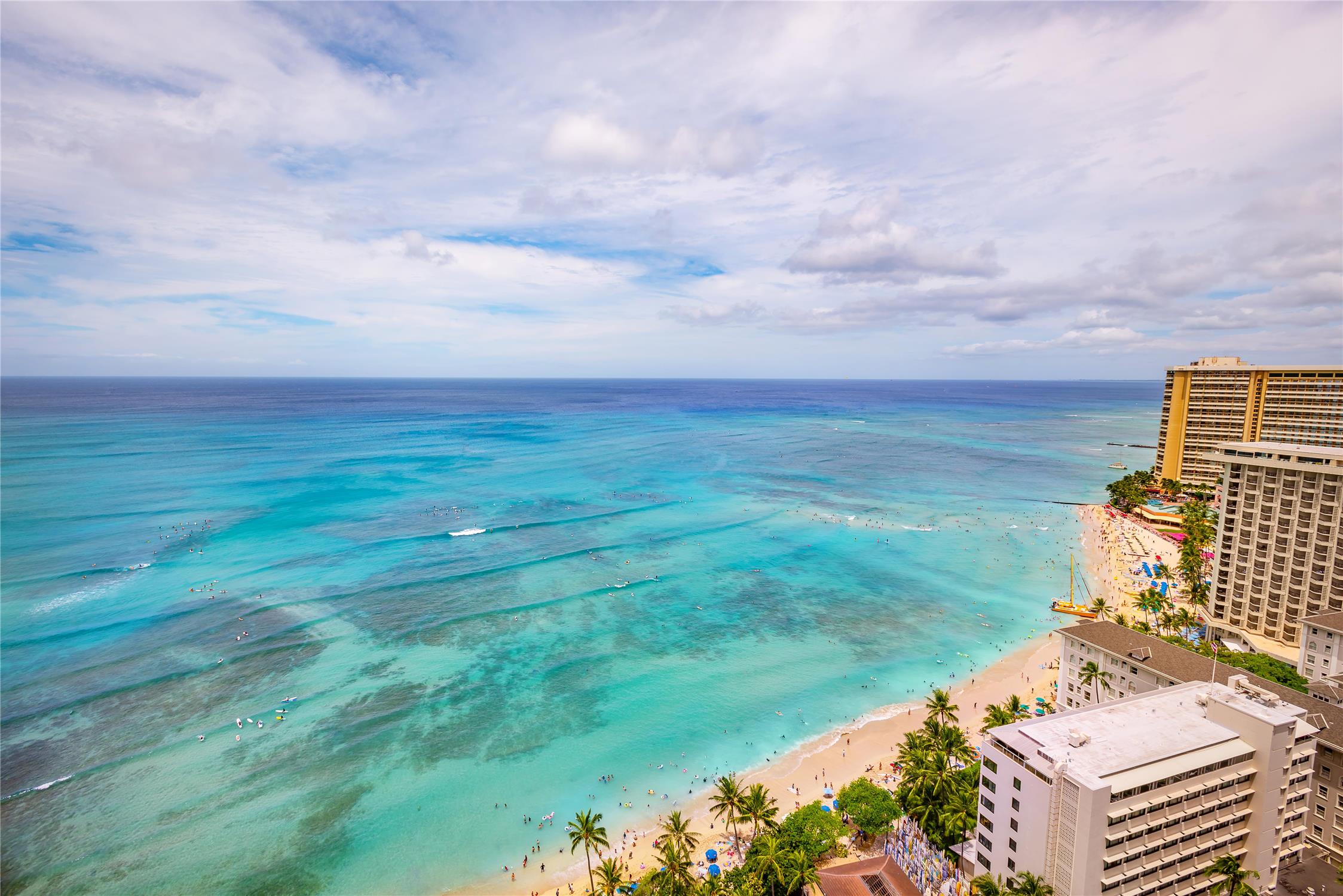Hyatt Regency Waikiki Beach Resort and Spa photo 2