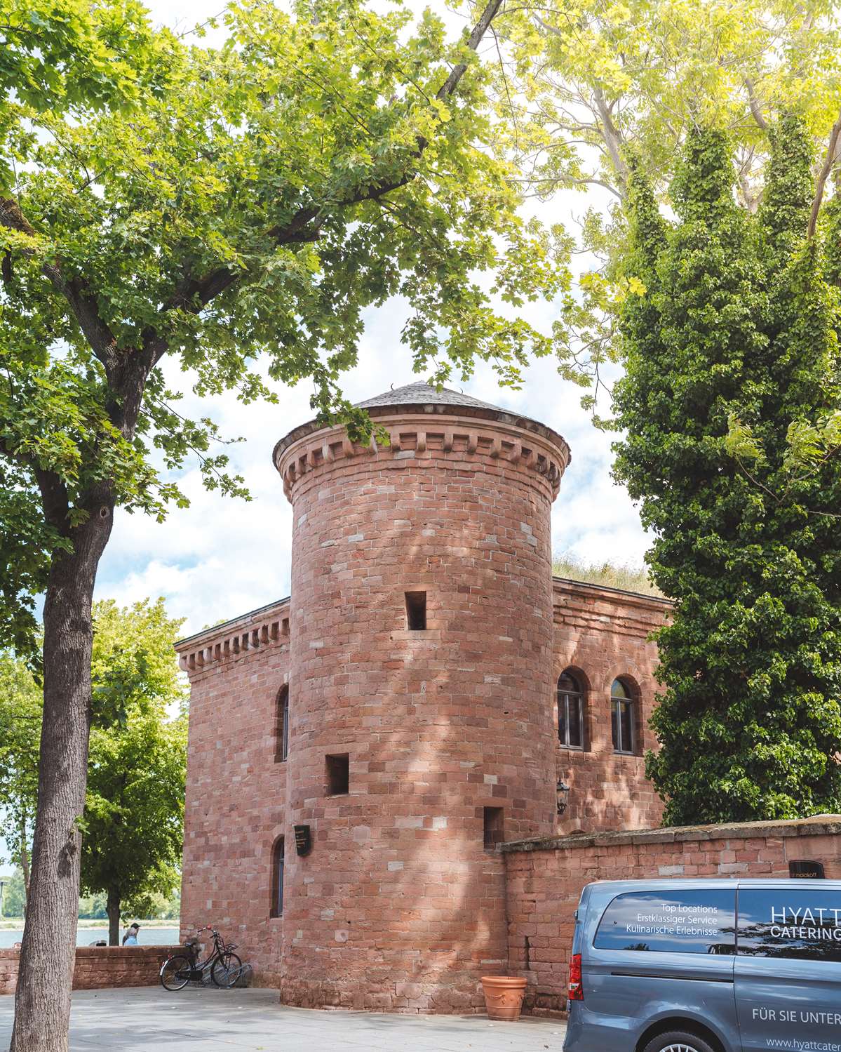 Hyatt Regency Mainz by null