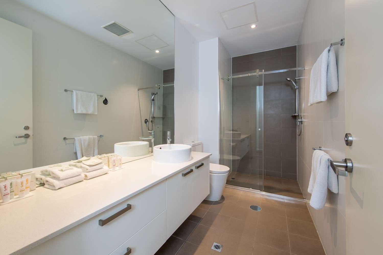 Mawson Lakes Hotel by null