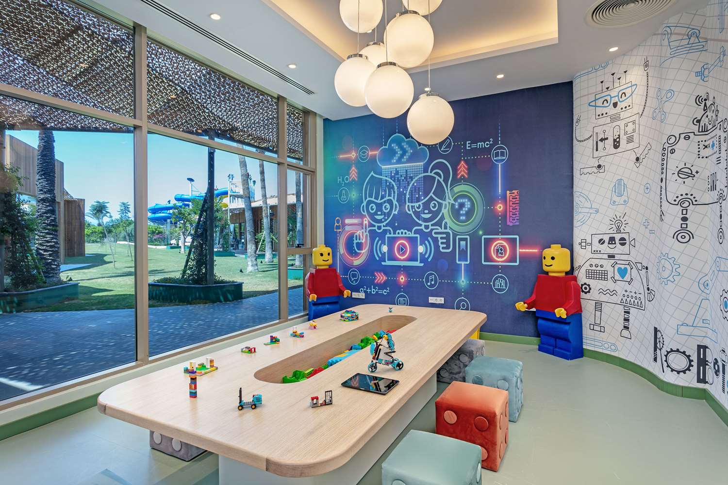 Titanic Deluxe Lara by null