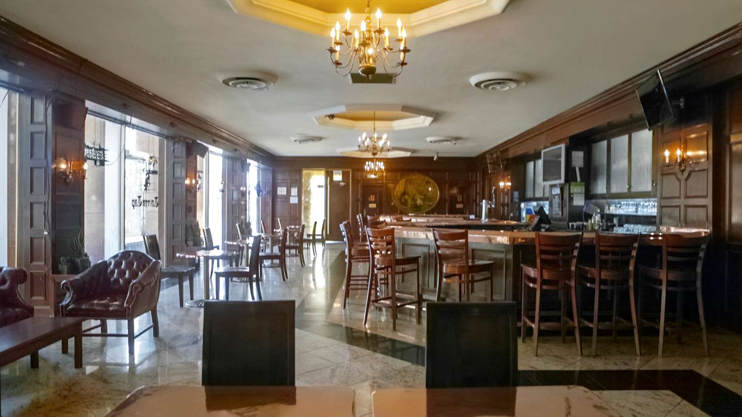 The Congress Plaza Hotel & Convention Center by null
