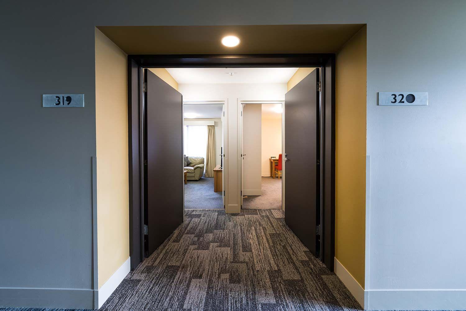 The Old Woolstore Apartment Hotel by null