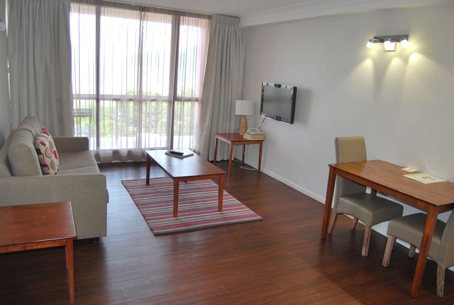 Cairns Plaza Hotel by null