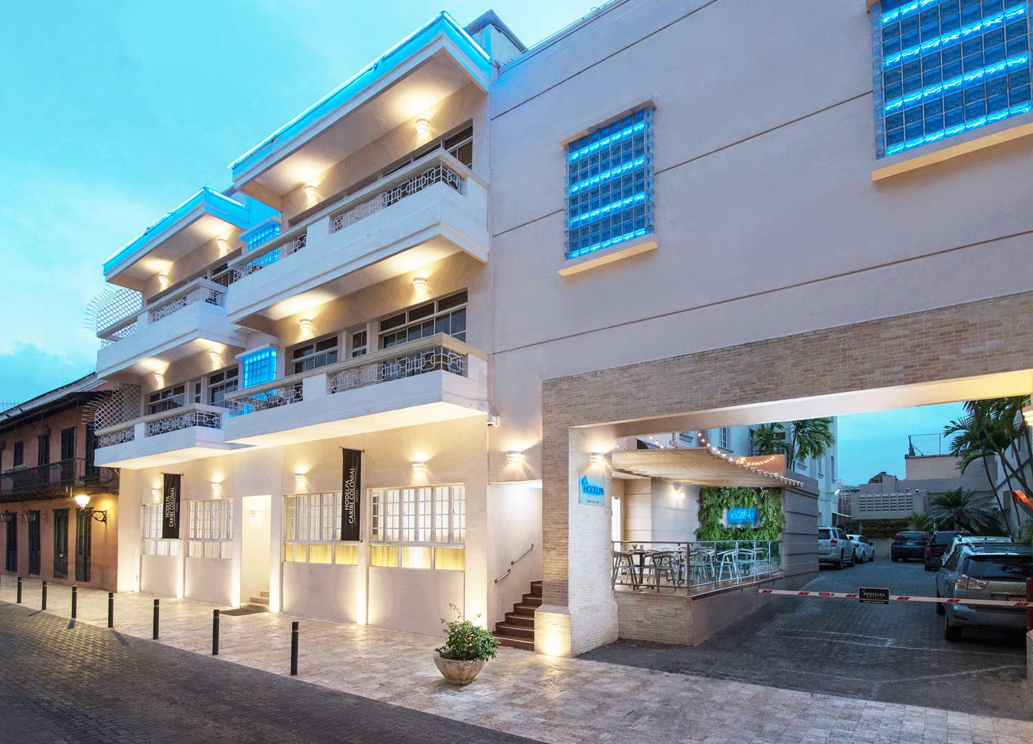 Hodelpa Caribe Colonial by null