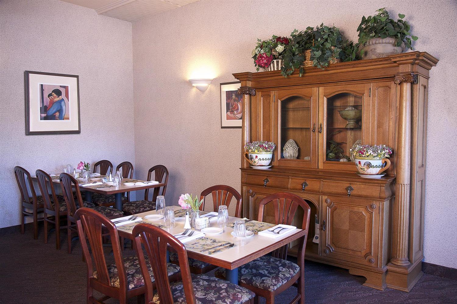 Bear Lodge @ Wedgewood Resort by null