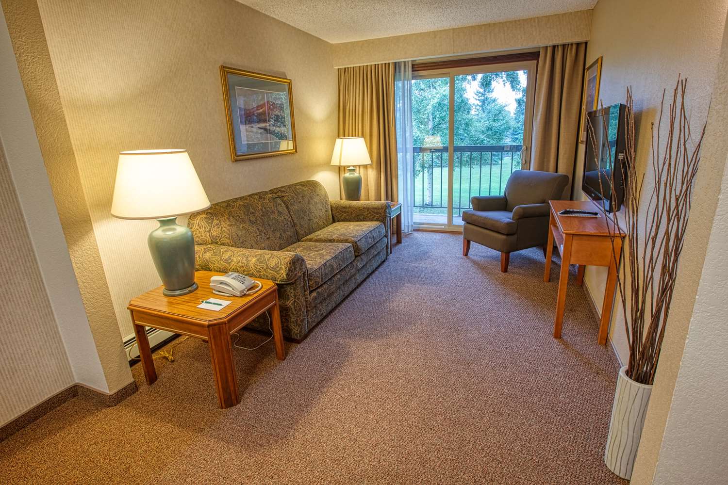 Sophie Station Suites photo 2