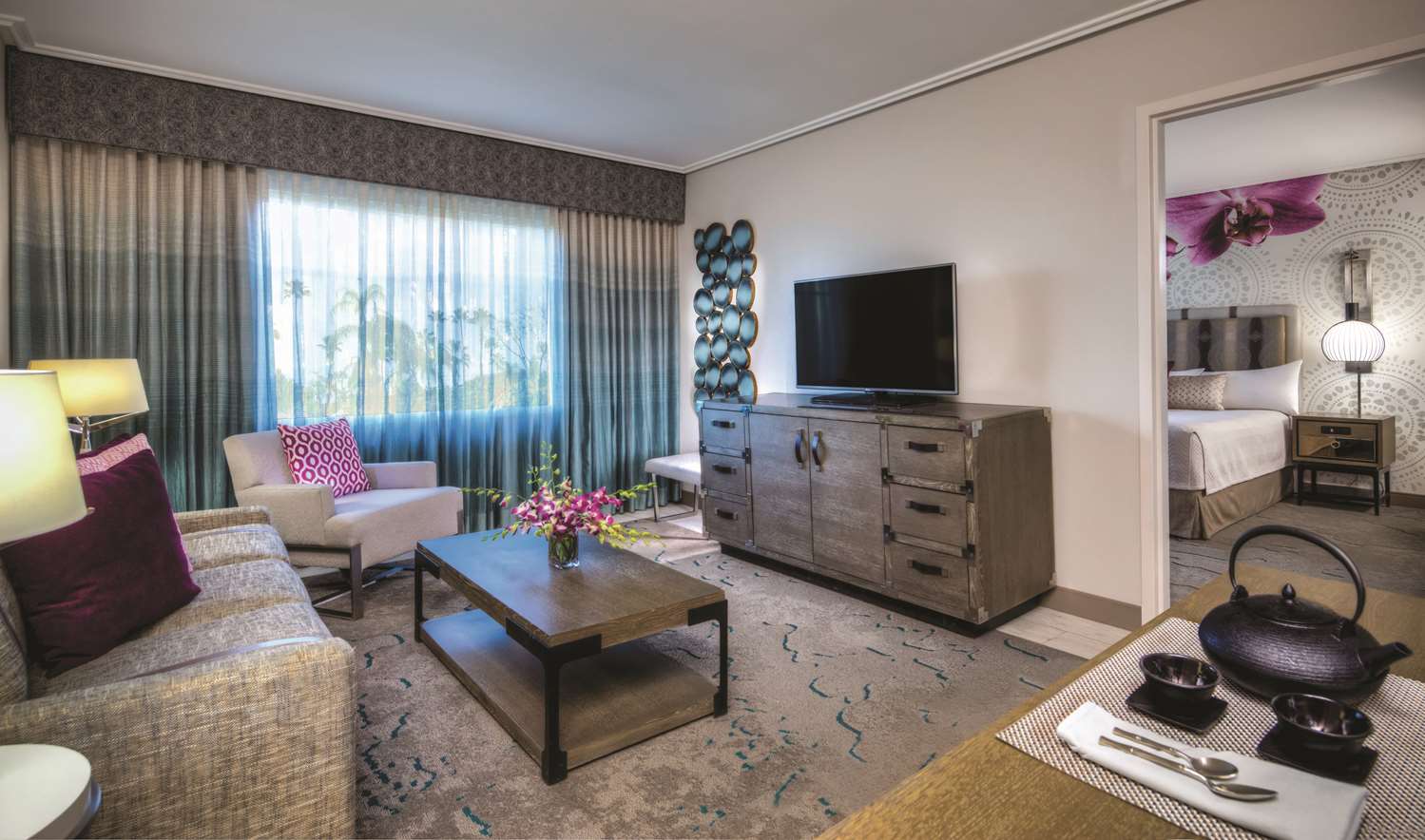 Loews Royal Pacific Resort at Universal Orlando by null