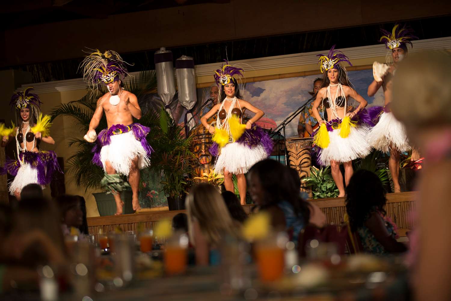 Loews Royal Pacific Resort at Universal Orlando by null