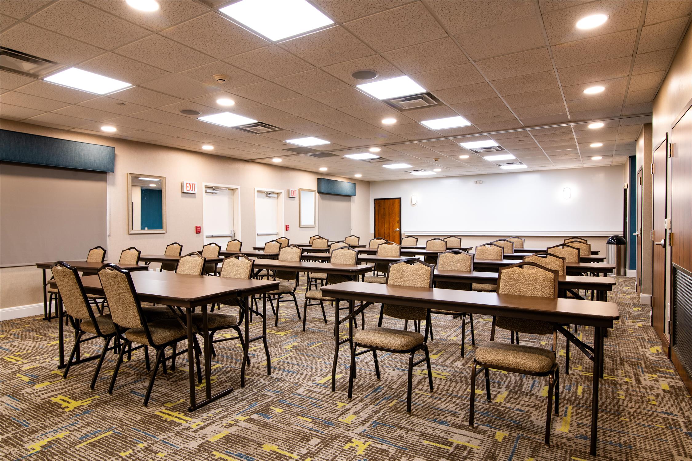 Hampton Inn & Suites College Station/US 6-East Bypass photo 7