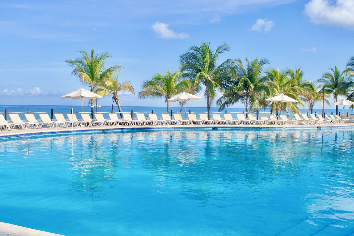 Occidental Cozumel by null