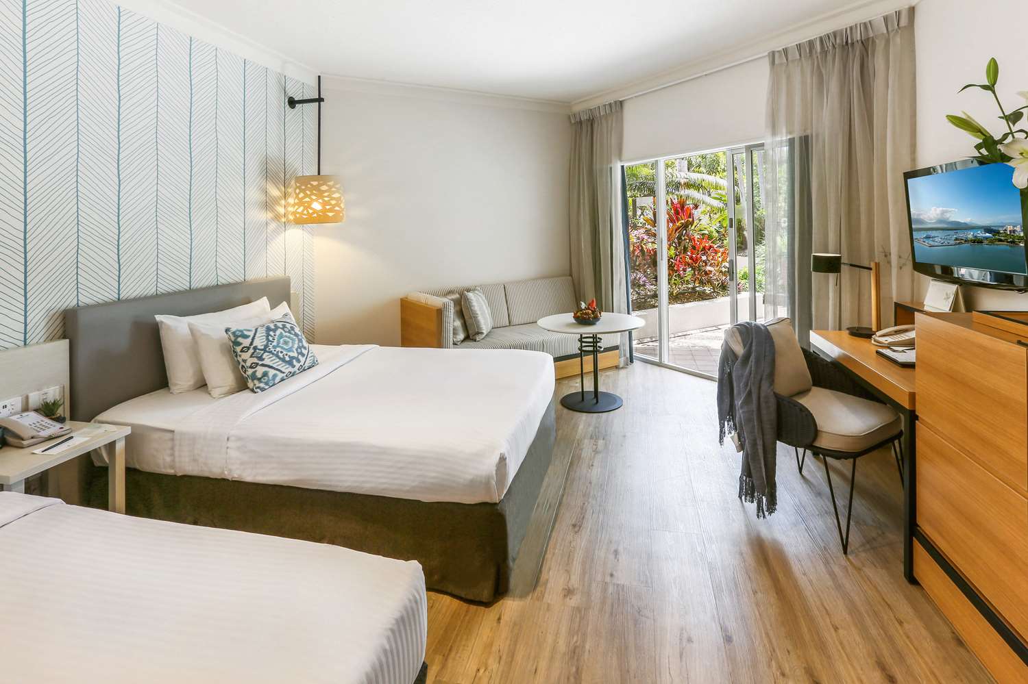 Shangri-La The Marina, Cairns by null