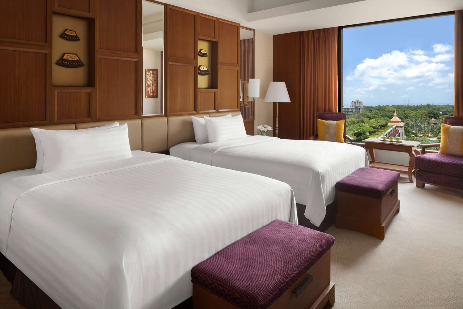 Shangri-La Chiang Mai by null