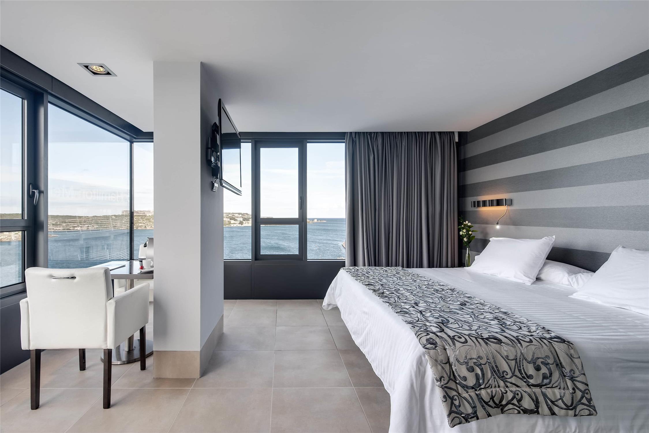 Barceló Hamilton Menorca - Adults Only photo 5
