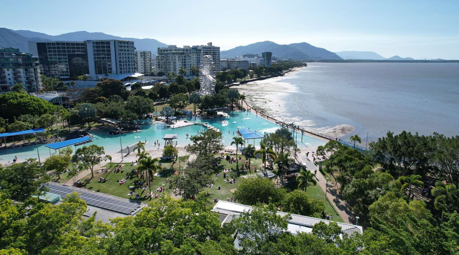 Pacific Hotel Cairns by null