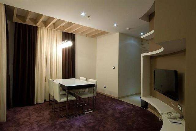 Hotel SOA by null