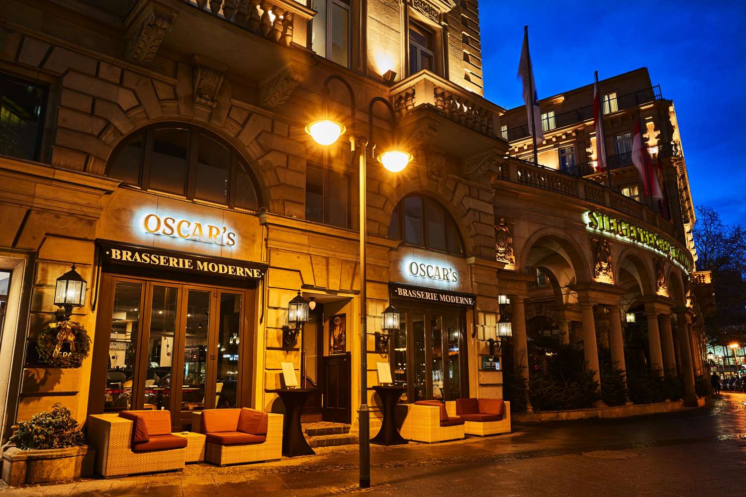 Steigenberger Frankfurter Hof by null