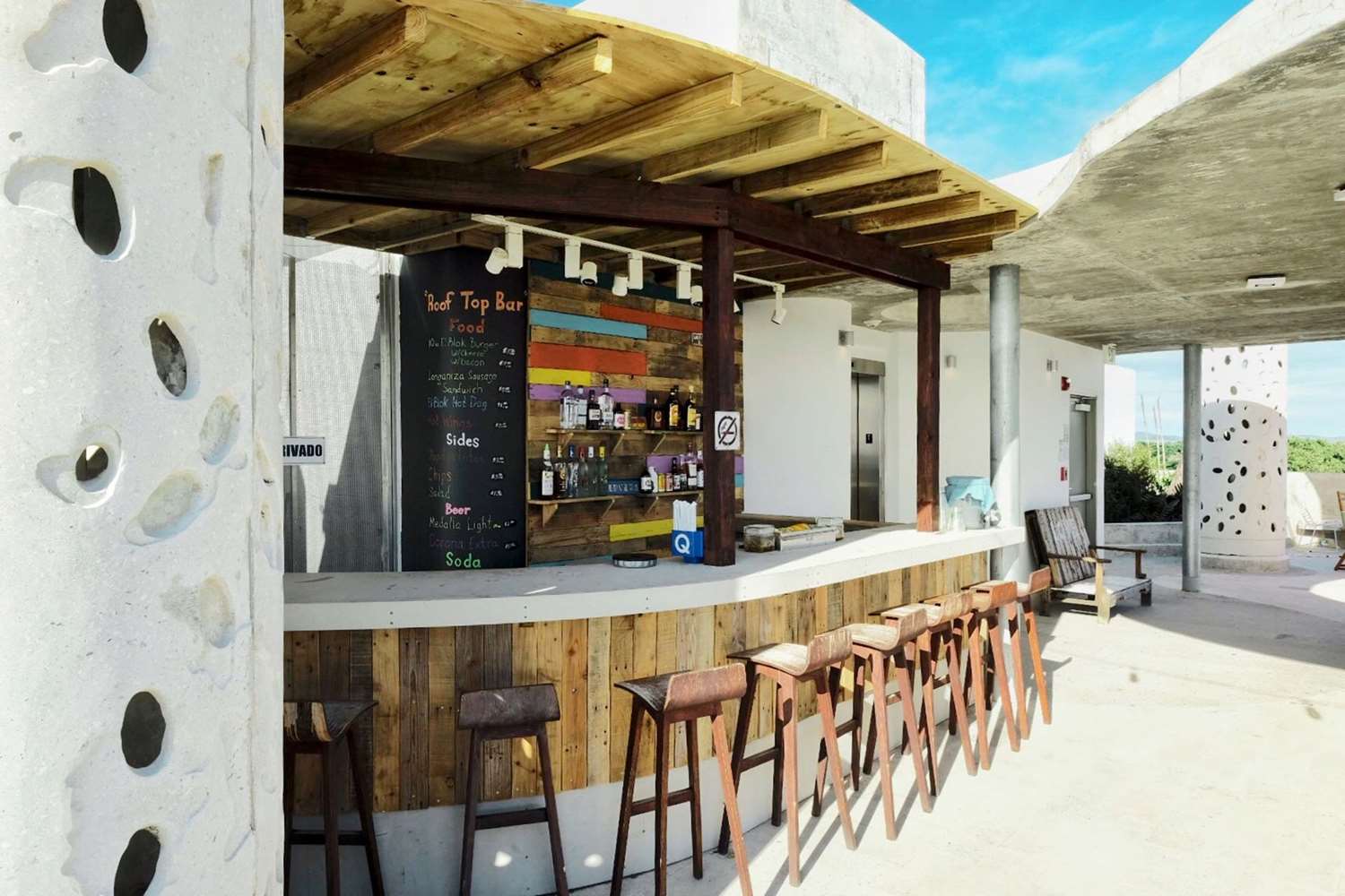 El Blok Hotel by null