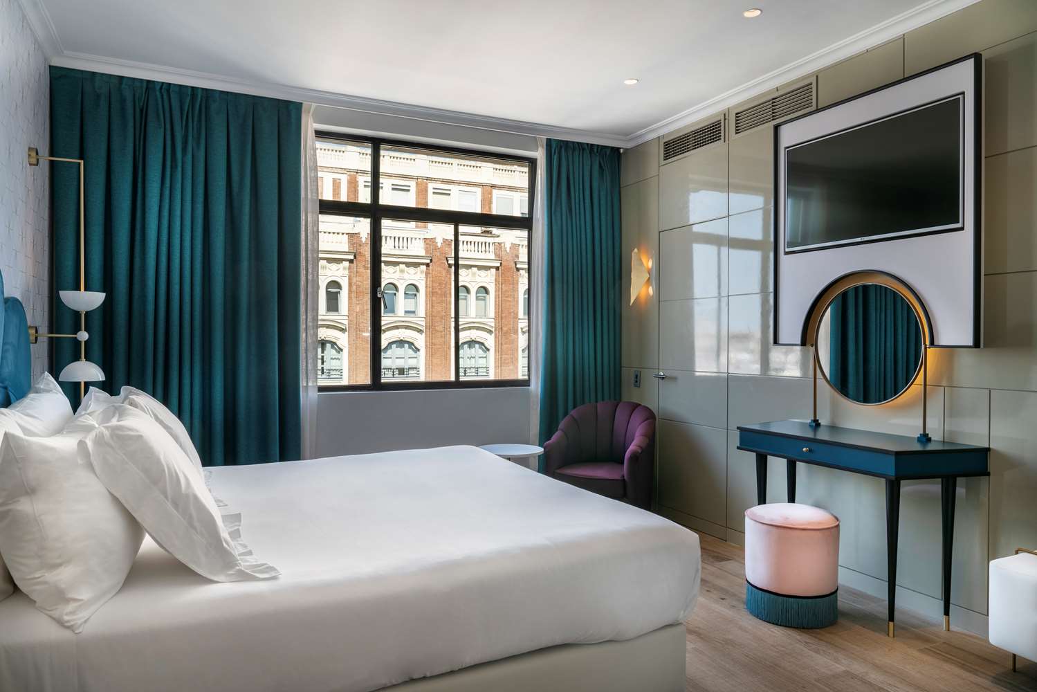 Vincci Capitol Hotel by null