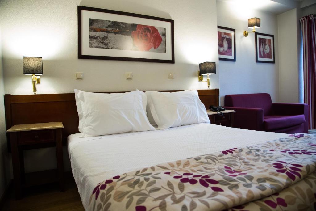 Hotel Solaris by null
