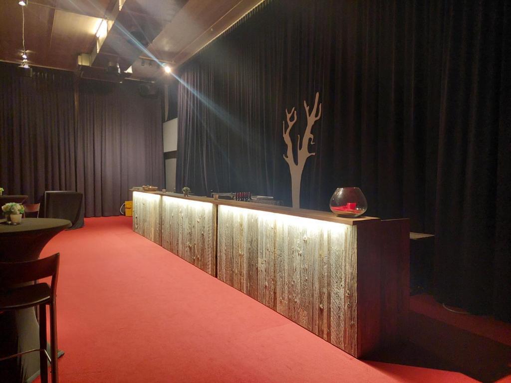 D Hotel by null