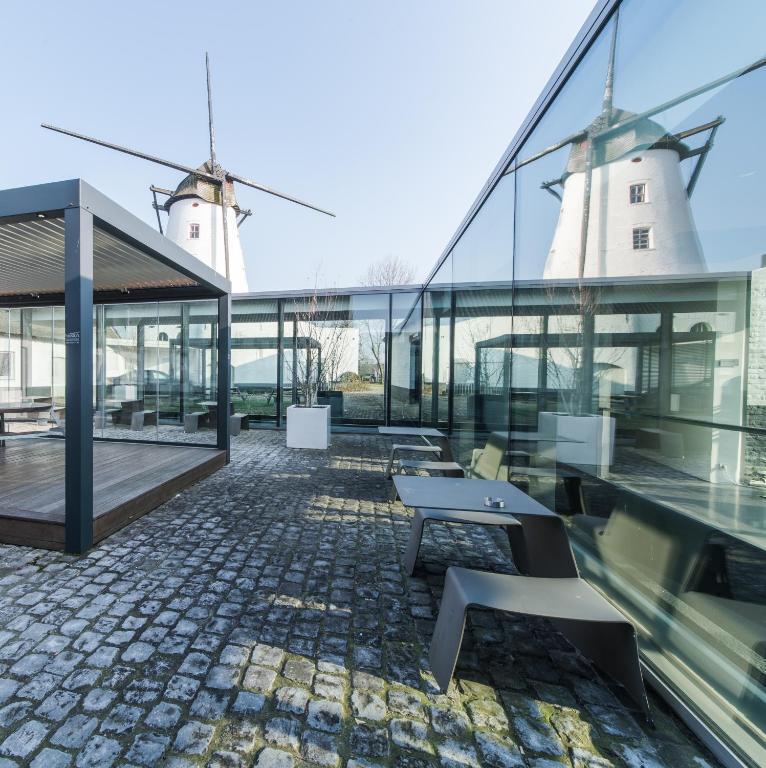 D Hotel by null