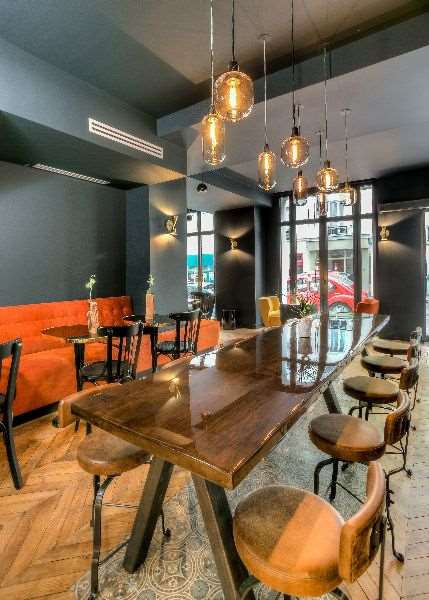 Hôtel Scarlett by null
