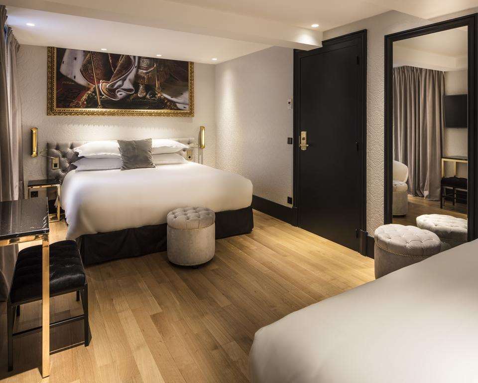 Hotel Eiffel Petit Louvre by null