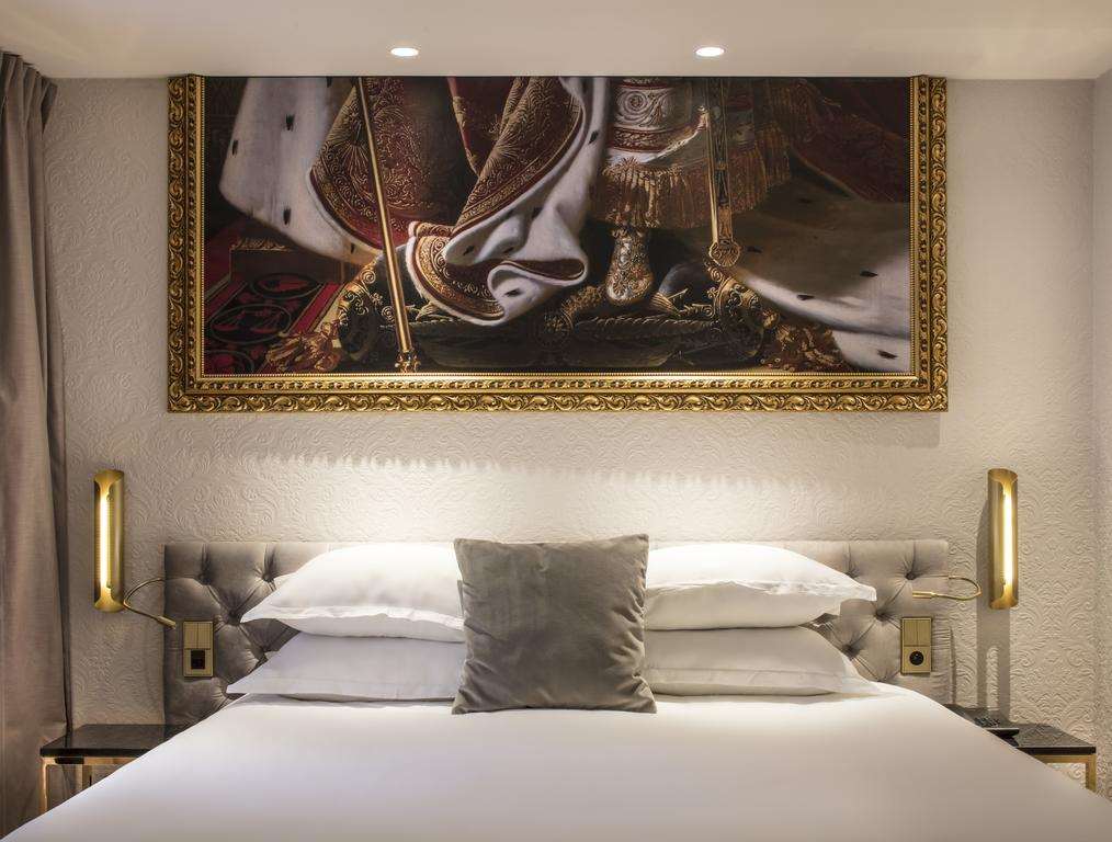 Hotel Eiffel Petit Louvre by null