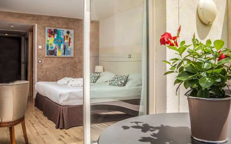 Hôtel Montaigne & Spa by null