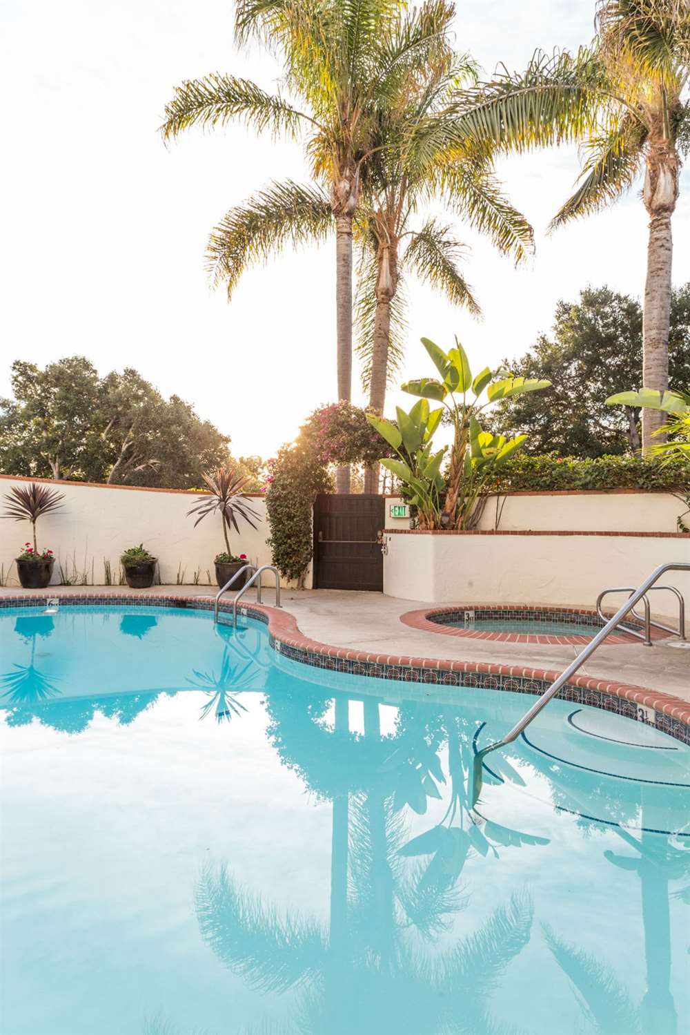Montecito Inn by null