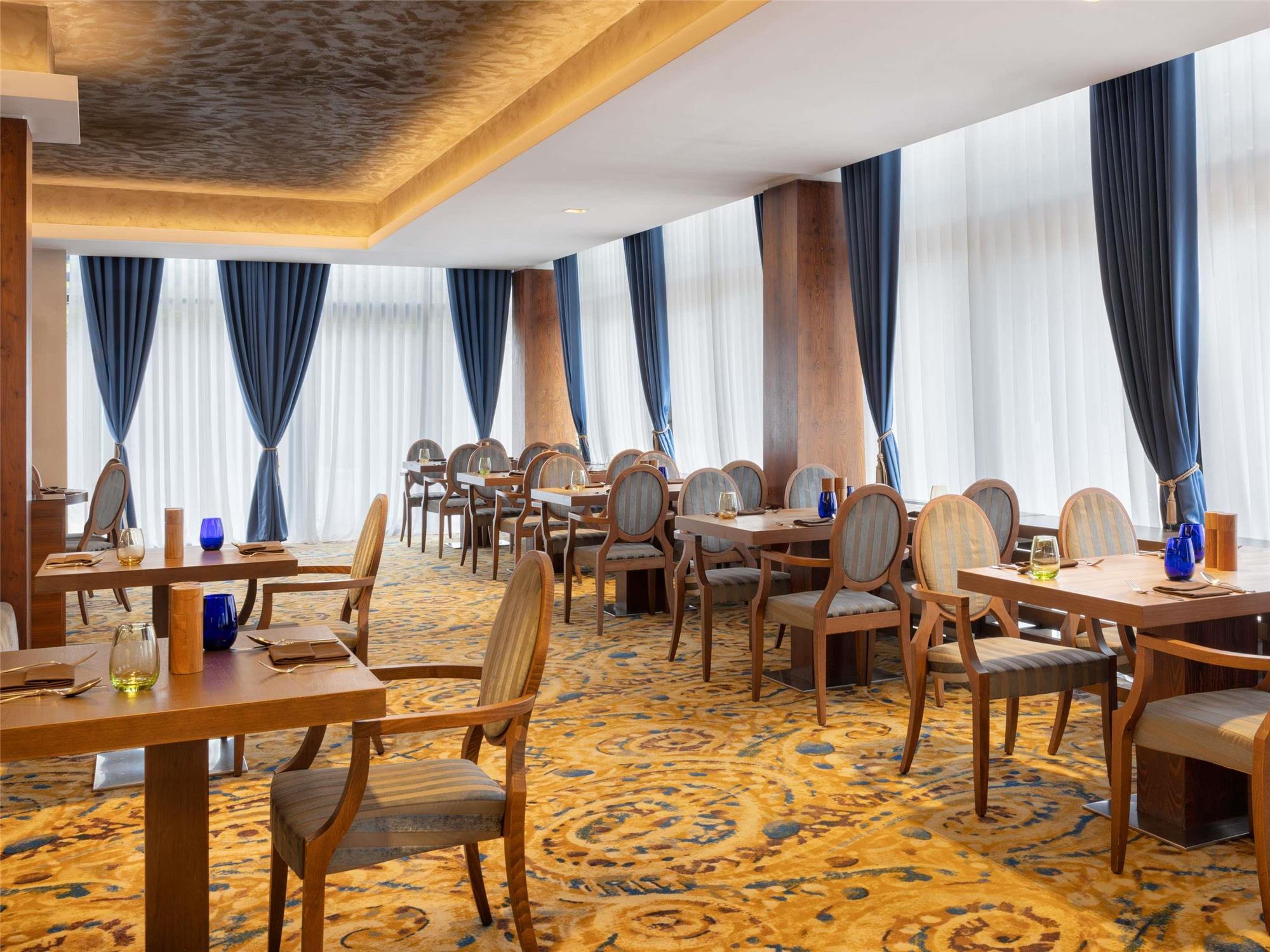 Mövenpick Hotel Sarajevo photo 8