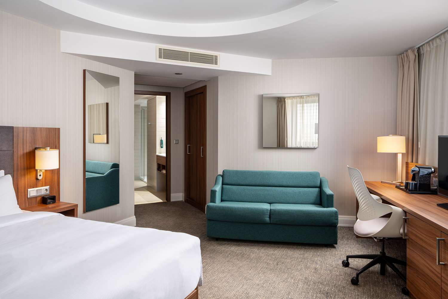 Hilton Garden Inn Bucharest Old Town photo 8