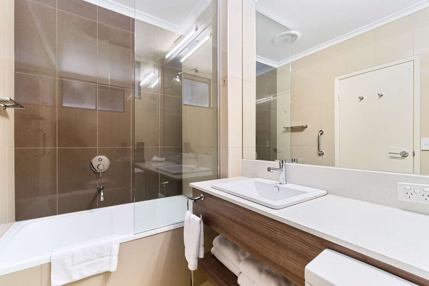 Quality Hotel Parklake Shepparton by null