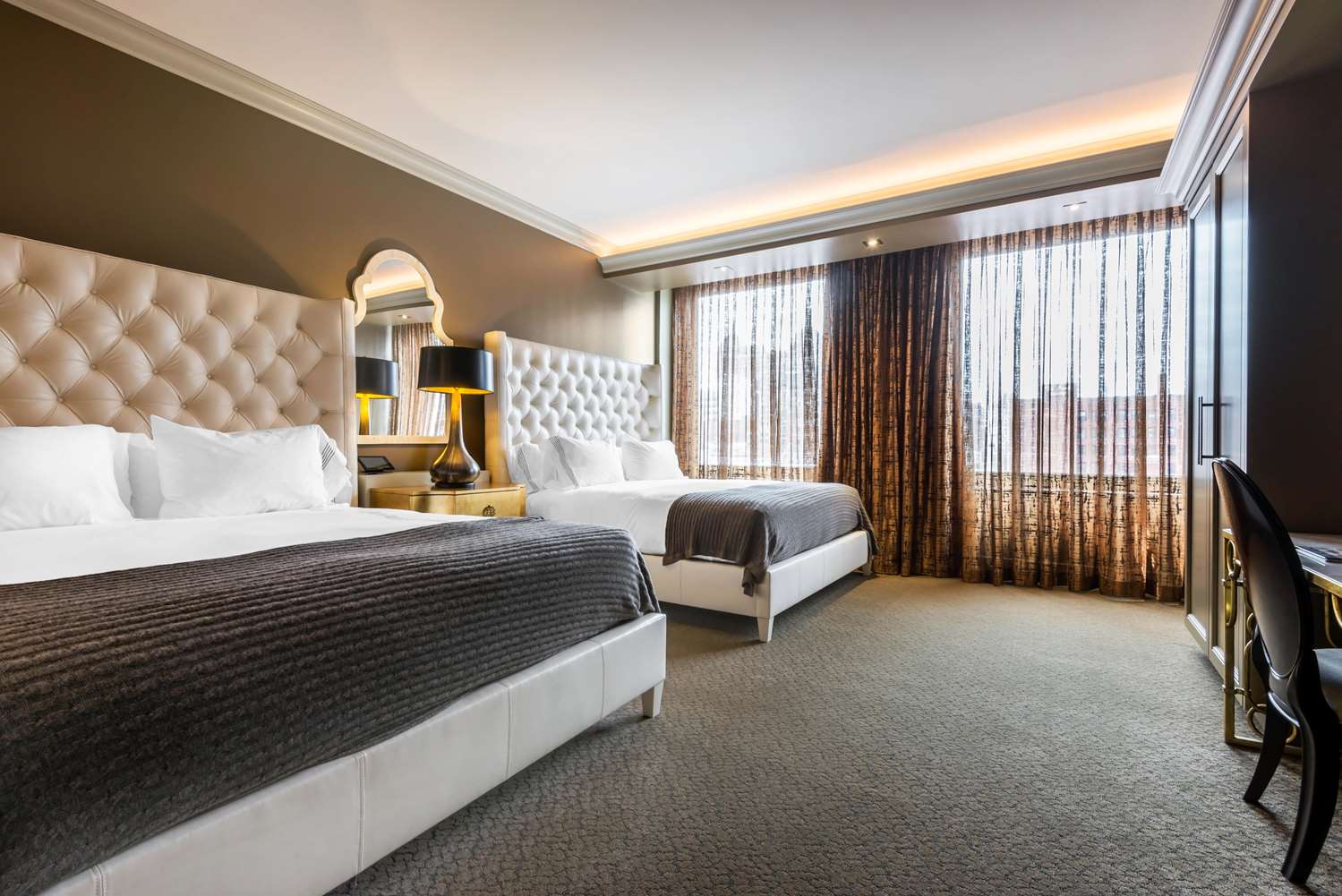 Curtiss Hotel by null